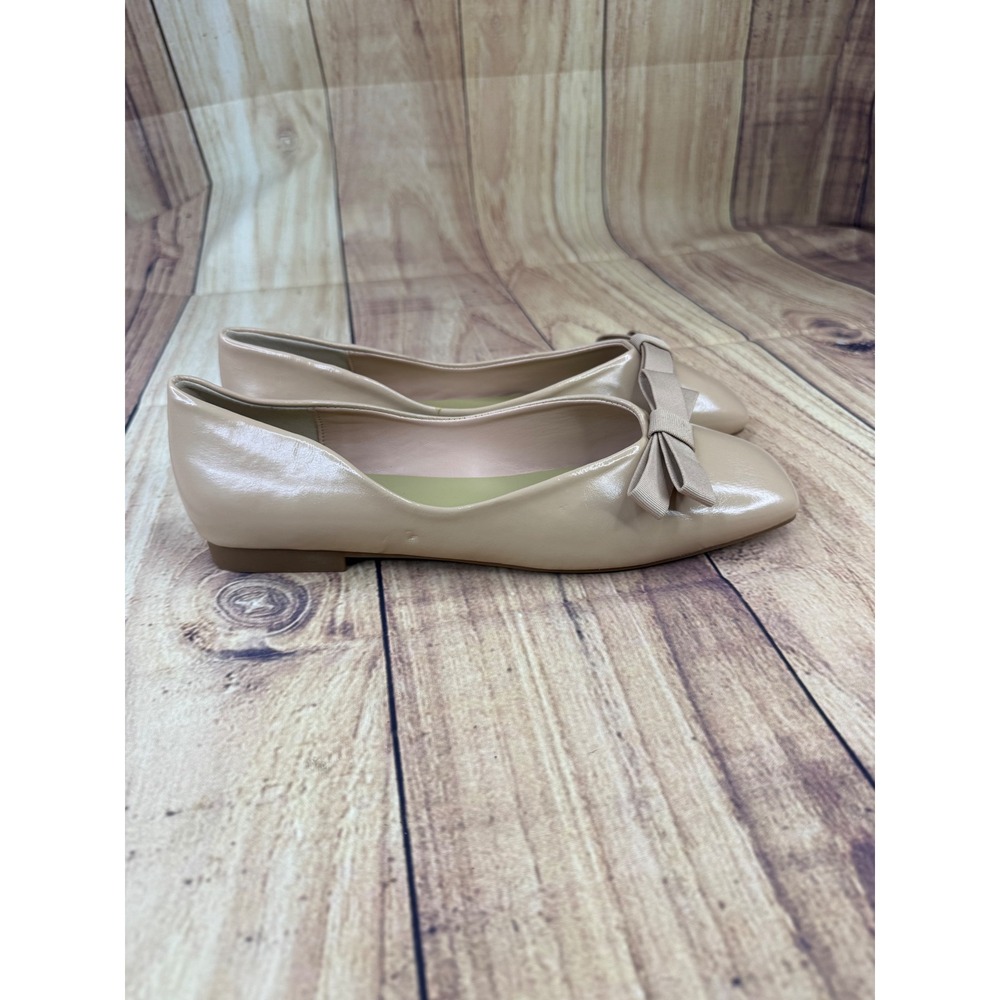 C.Paravano Beige Patent Square Toe Bow Ballet Flats Size 37.5 Womens Shoes